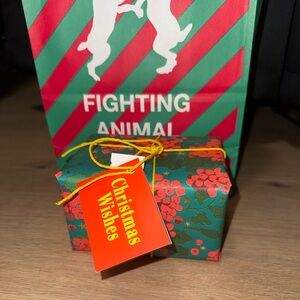 Lush Christmas Wishes gift box